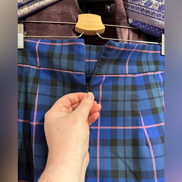 ELOQUII Plaid Column Skirt - Picture 3 of 11